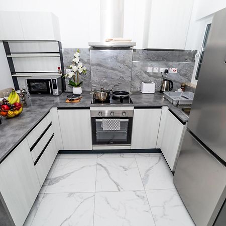 Sea Breeze, Spacious 2-Bedroom Lux Seaside Apartments San Pawl il-Baħar Eksteriør bilde
