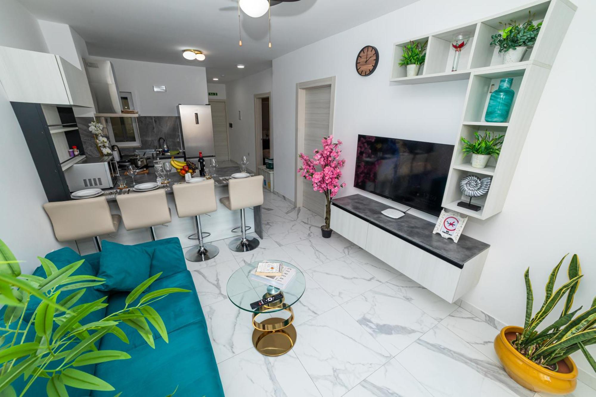 Sea Breeze, Spacious 2-Bedroom Lux Seaside Apartments San Pawl il-Baħar Eksteriør bilde